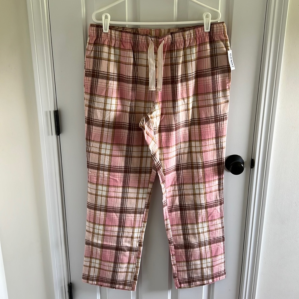 Old Navy Pink Pajama Pants